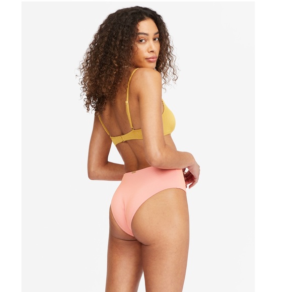 ⭐️ NWT Billabong Hi Life Freya One Piece Swimsuit - Picture 2 of 5